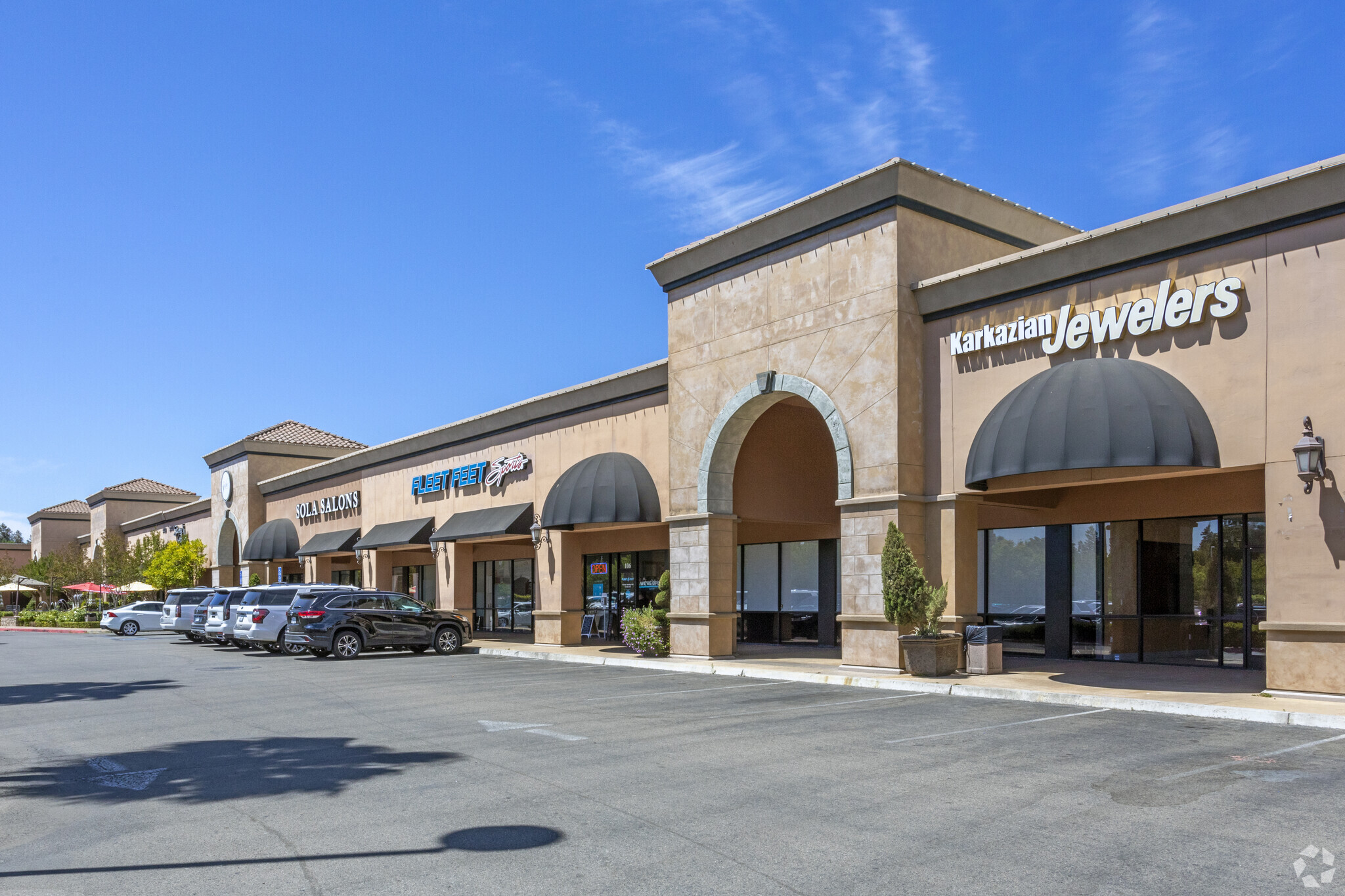 9433-9447 N Fort Washington Rd, Fresno, CA à louer Photo principale– Image 1 sur 9