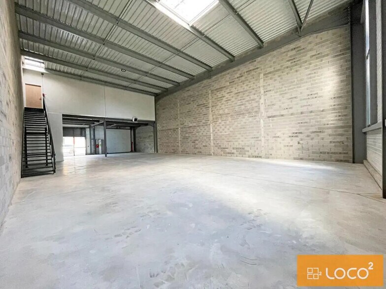 25 Rue Des Usines, Fenouillet à louer - Photo intérieure – Image 3 sur 5