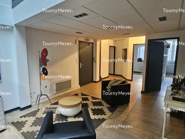 Plus de détails pour Bureau à vendre