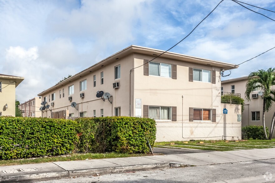 731 SW 5th St, Miami, FL à vendre - Photo principale – Image 1 sur 2