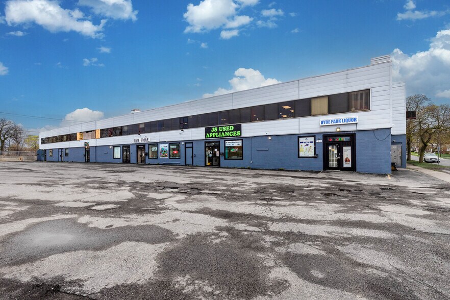 2425 Hyde Park Blvd, Niagara Falls, NY à vendre - Photo principale – Image 1 sur 49
