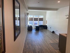 8414 Speckled Ave, Kings Beach, CA à louer Photo intérieure– Image 2 sur 5