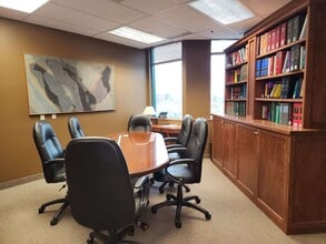 366-370 King St E, Kingston, ON à louer Photo intérieure– Image 2 sur 3