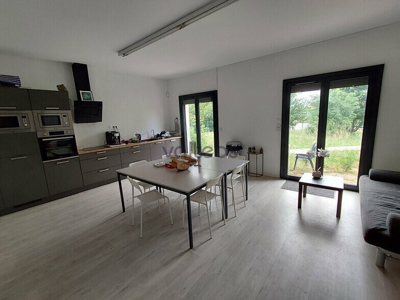 Local d'activités dans Portet-sur-Garonne à vendre - Photo intérieure – Image 2 sur 6