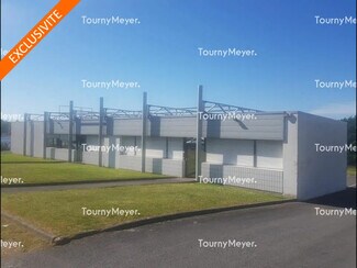 Plus de détails pour Local d'activités à louer