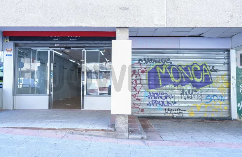 Local commercial dans Fuenlabrada, Madrid à louer Photo de l’immeuble– Image 1 sur 2