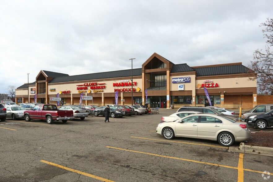 7900-8000 Outer Rd, Detroit, MI à louer - Photo de l’immeuble – Image 2 sur 9