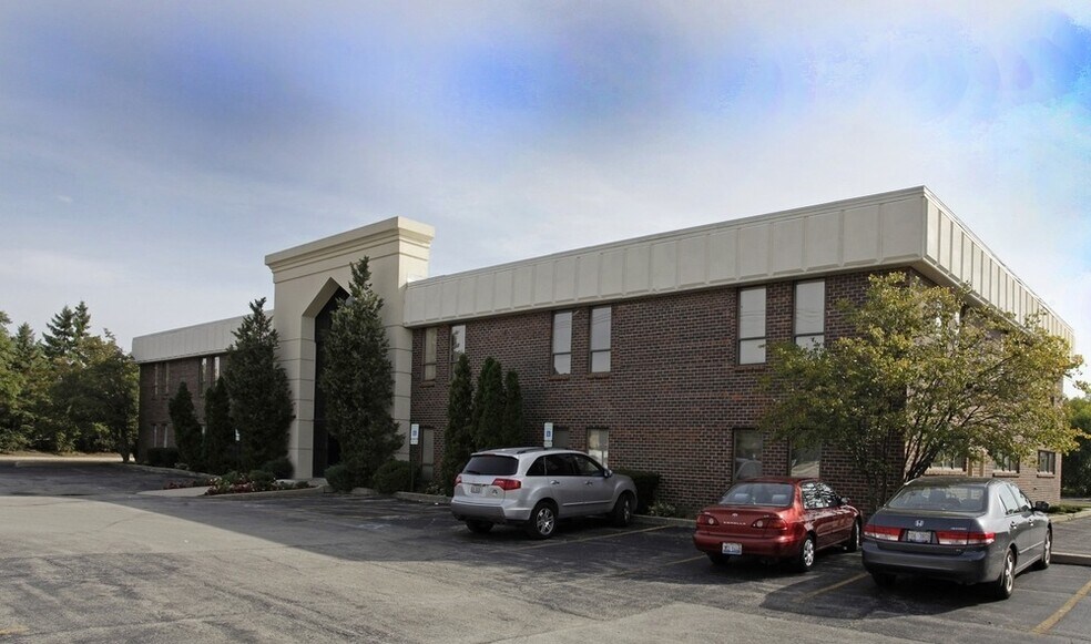 1919 Midwest Rd, Oak Brook, IL à louer - Photo de l’immeuble – Image 2 sur 5