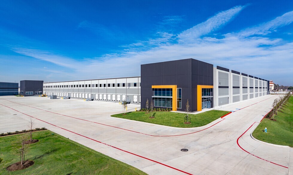 12020 State Highway 249, Houston, TX à louer - Photo de l’immeuble – Image 2 sur 3