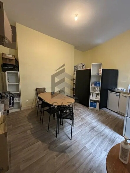Bureau dans Bordeaux à vendre - Photo de l’immeuble – Image 3 sur 5