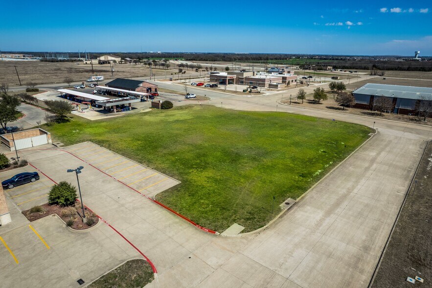 100 Bonham Ct, Red Oak, TX à vendre - Photo de l’immeuble – Image 2 sur 14