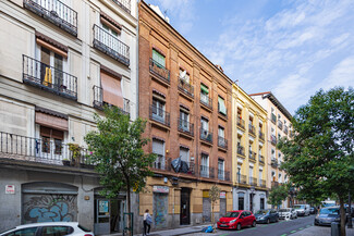 Plus de détails pour Calle De Amparo, 98, Madrid - Local commercial à louer