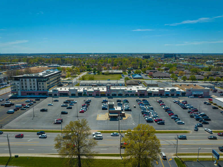 1300-1354 E Battlefield St, Springfield, MO à louer - Photo de l’immeuble – Image 3 sur 10