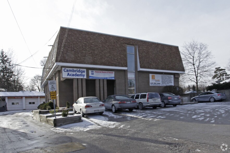 5871 Highway 7 E, Markham, ON à louer - Photo de l’immeuble – Image 2 sur 9