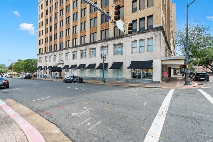 610 Marshall St, Shreveport, LA à vendre - Photo de l’immeuble – Image 3 sur 47