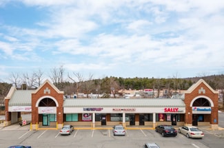 Plus de détails pour 1050-1078 N Main St, Dayville, CT - Local commercial à louer