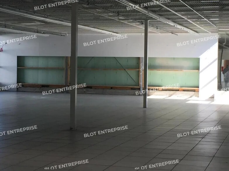 Local commercial dans Brest à vendre - Photo intérieure – Image 2 sur 4