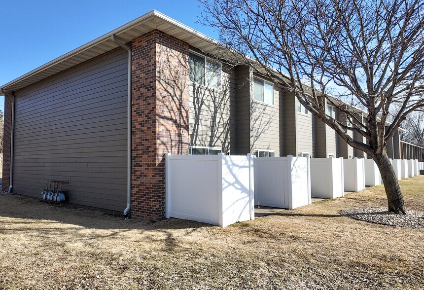 1210 S Majestic View Pl, Sioux Falls, SD à vendre - Photo de l’immeuble – Image 3 sur 22