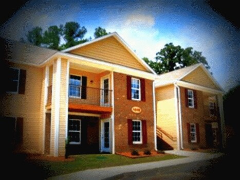 4811 Cellner Dr, Fayetteville, NC à vendre - Photo de l’immeuble – Image 2 sur 14