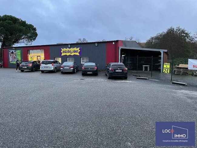 Plus de détails pour Local commercial à vendre