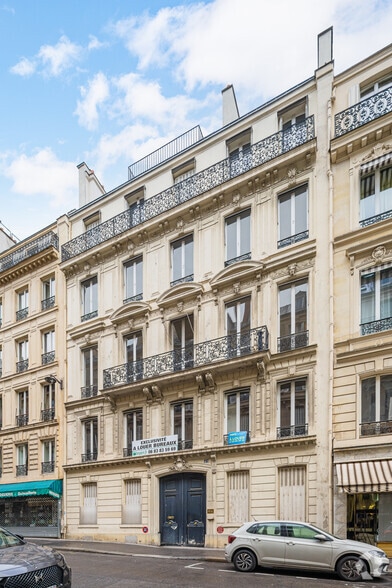 49 Rue Galilée, Paris à louer - Photo de l’immeuble – Image 2 sur 5