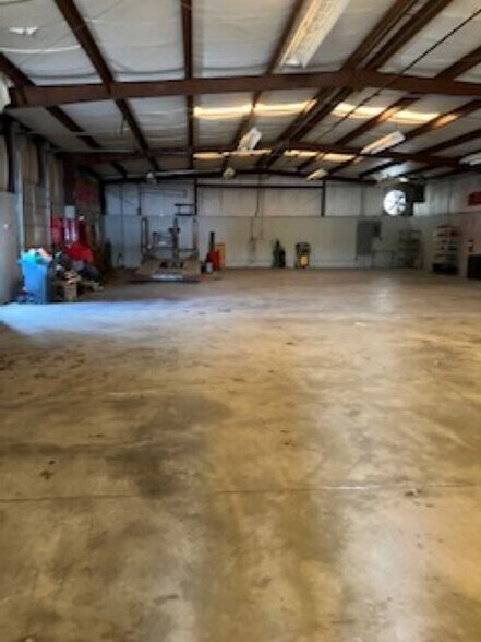 265 Davis Rd, Lagrange, GA à louer - Photo de l’immeuble – Image 3 sur 6