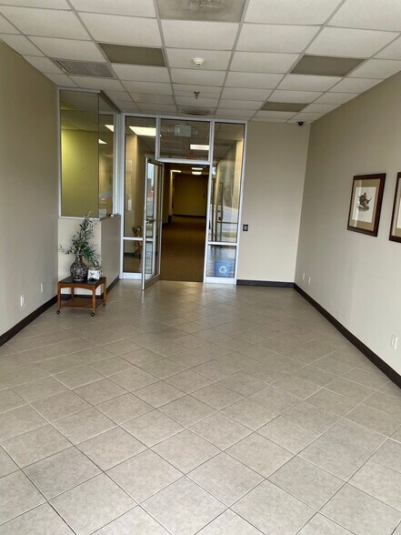 1701 Colonial Dr, Thomasville, GA à louer - Photo intérieure – Image 2 sur 9