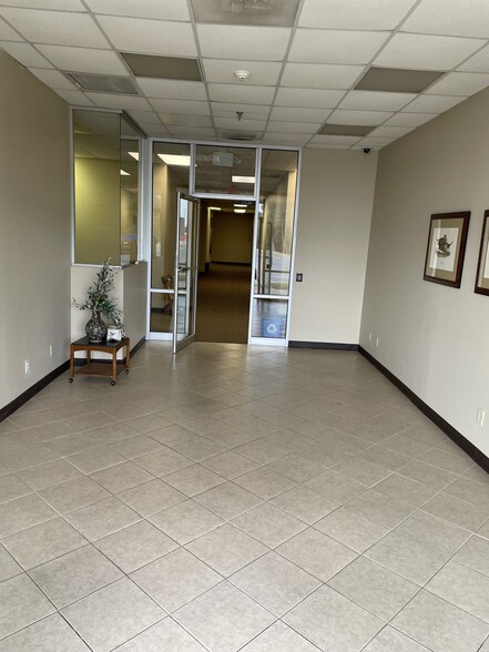 1701 Colonial Dr, Thomasville, GA à louer - Photo intérieure – Image 2 sur 9