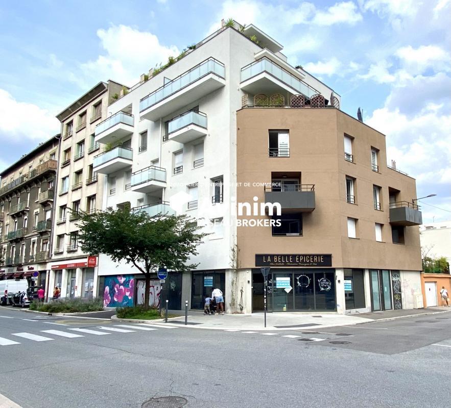 Local commercial dans Grenoble à vendre Photo de l’immeuble– Image 1 sur 9
