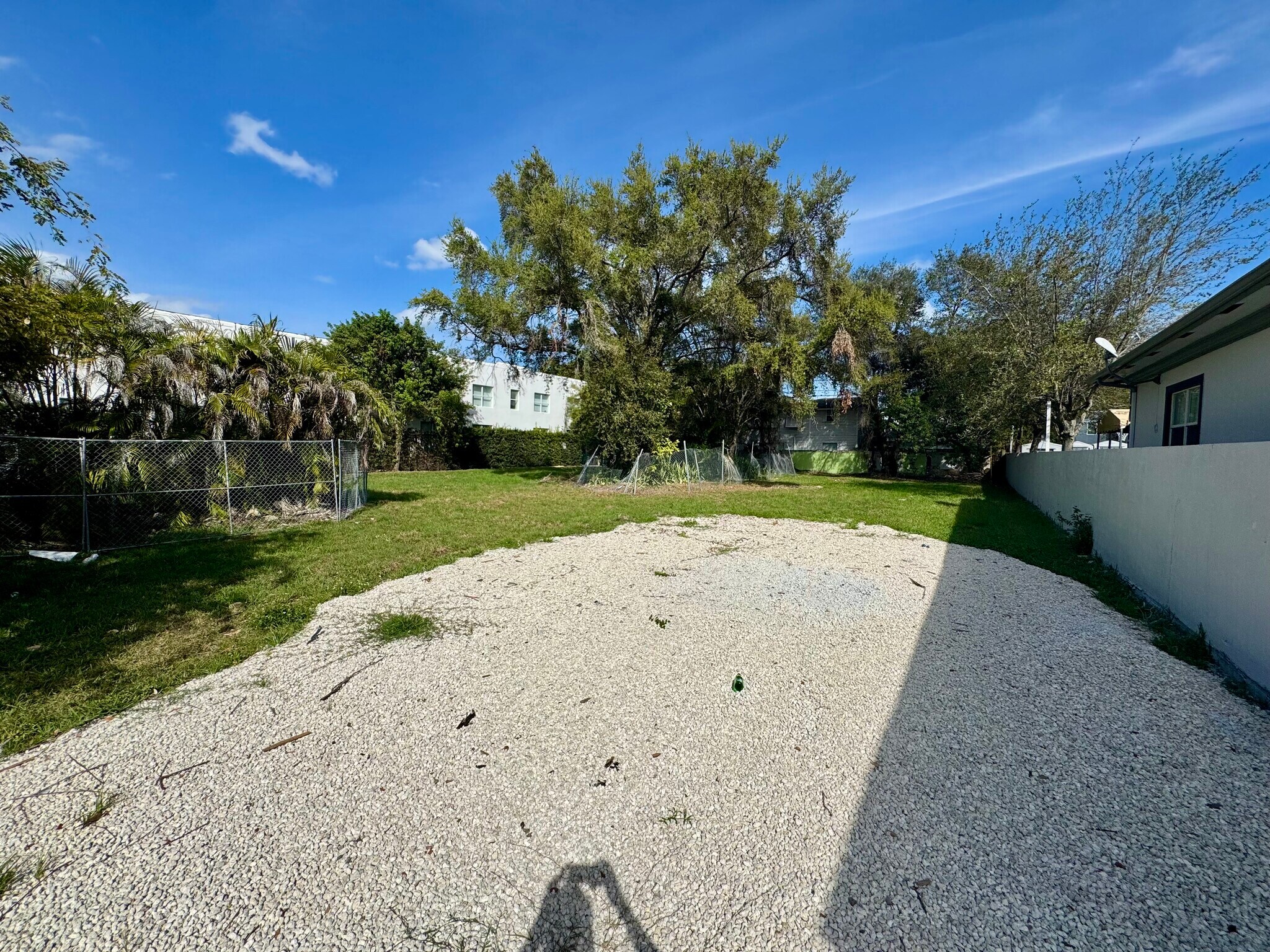 329 NW 12th Ave, Miami, FL à vendre Photo principale– Image 1 sur 7