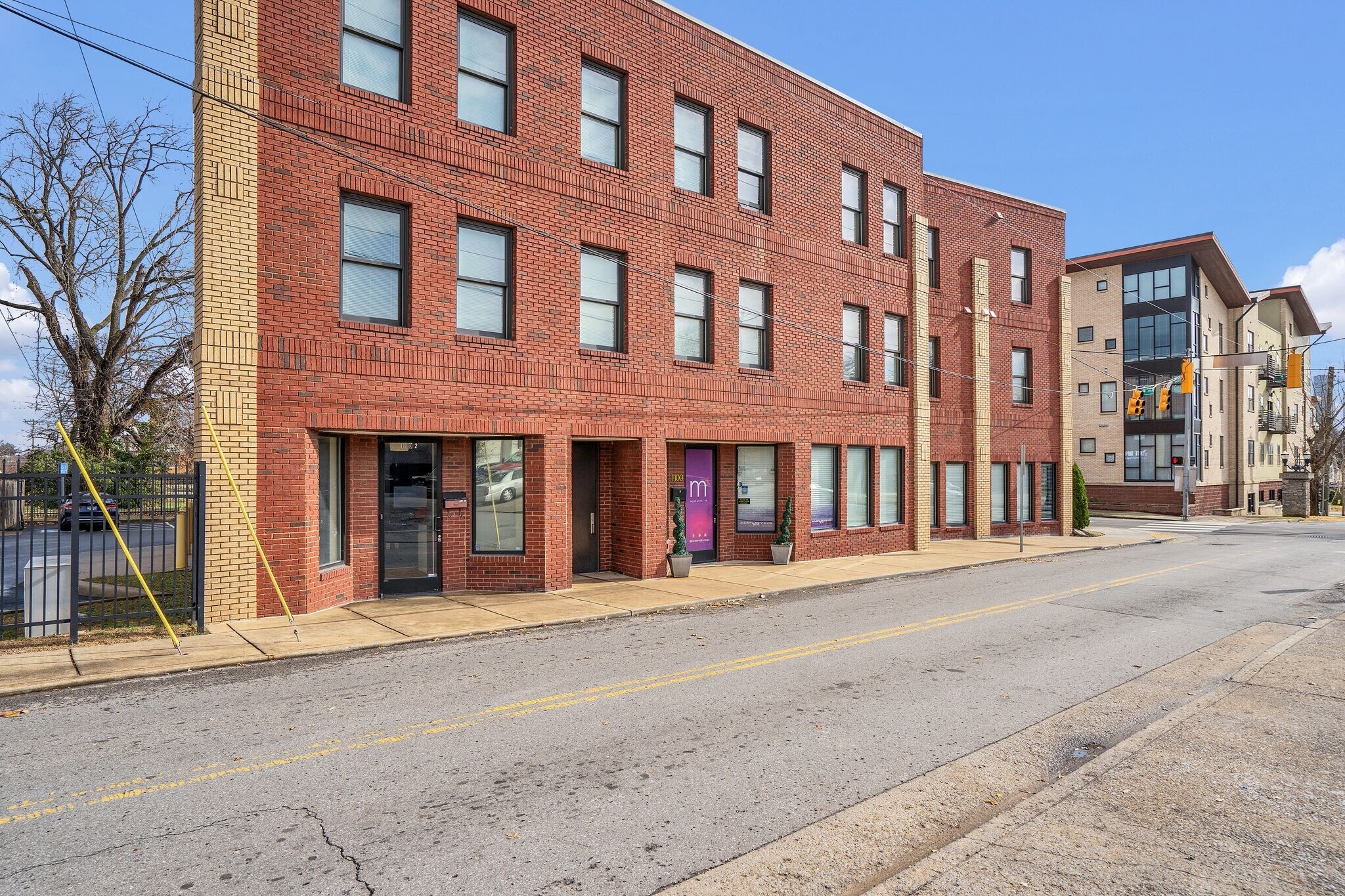 946 Jefferson St, Nashville, TN à louer Photo de l’immeuble– Image 1 sur 9