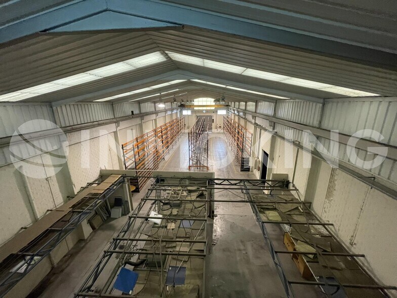 Industriel/Logistique dans San Fernando de Henares, Madrid à vendre - Photo de l’immeuble – Image 1 sur 48
