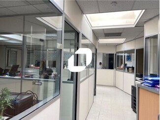 Plus de détails pour 1 Rue Royale, Saint-Cloud - Bureau à vendre