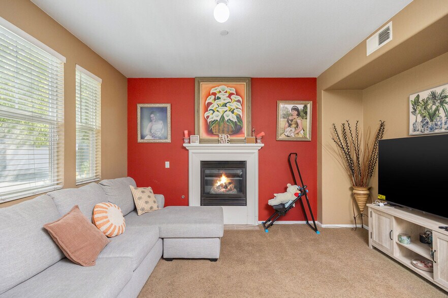 4 Condo Portfolio - Moreno Valley portefeuille de 4 biens à vendre sur LoopNet.fr - Photo de l’immeuble – Image 2 sur 44