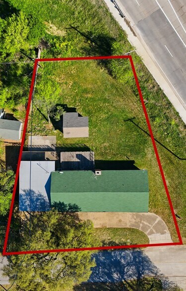 7020 Edgemere Pl, Lake Worth, TX à vendre - Photo principale – Image 1 sur 4