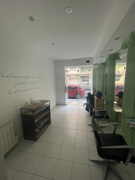 15 Rue Ribotti, Nice à louer - Photo de l’immeuble – Image 2 sur 6