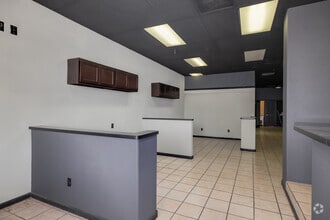 2650-2702 E University Dr, Mesa, AZ à louer Photo intérieure– Image 2 sur 6