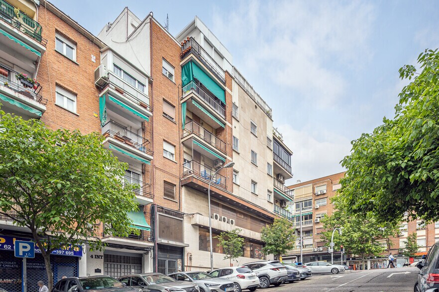 Calle los Urquiza, 2, Madrid, Madrid à vendre - Photo de l’immeuble – Image 2 sur 4