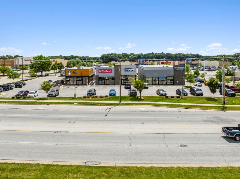 3655 N Vermilion St, Danville, IL à vendre - Photo de l’immeuble – Image 1 sur 6