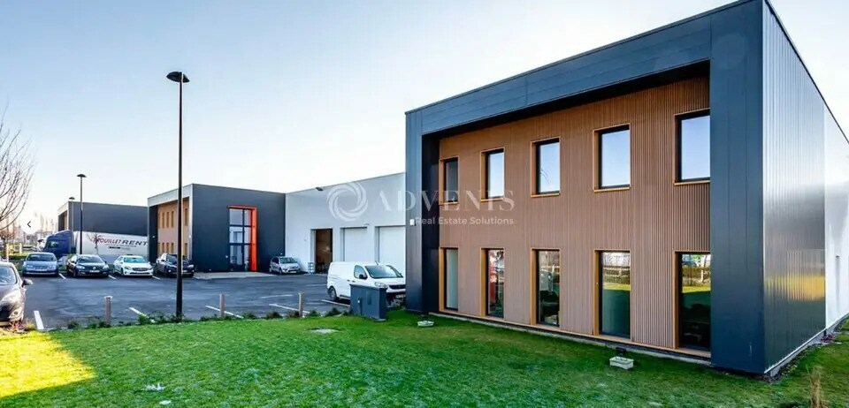 Local d’activités dans Lesquin à louer - Photo de l’immeuble – Image 3 sur 5