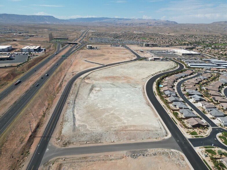 4617 Pioneer Rd, St George, UT à vendre - Photo de l’immeuble – Image 3 sur 4