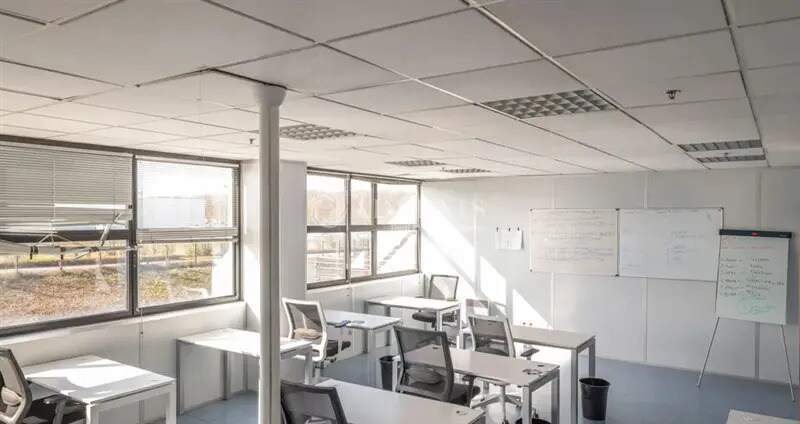 Bureau dans Lens à louer - Photo de l’immeuble – Image 3 sur 4