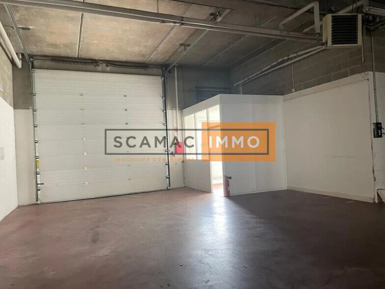86 Avenue Louis Roche, 92230 Gennevilliers, Gennevilliers à louer - Photo de l’immeuble – Image 3 sur 7