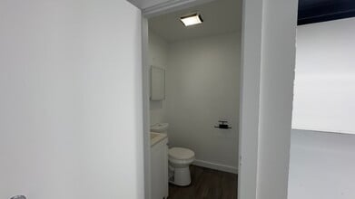 5000 Lake Worth Rd, Lake Worth, FL à louer Photo intérieure– Image 1 sur 5