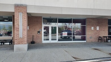3300 E State St, Sharon, PA à louer Photo intérieure– Image 1 sur 12