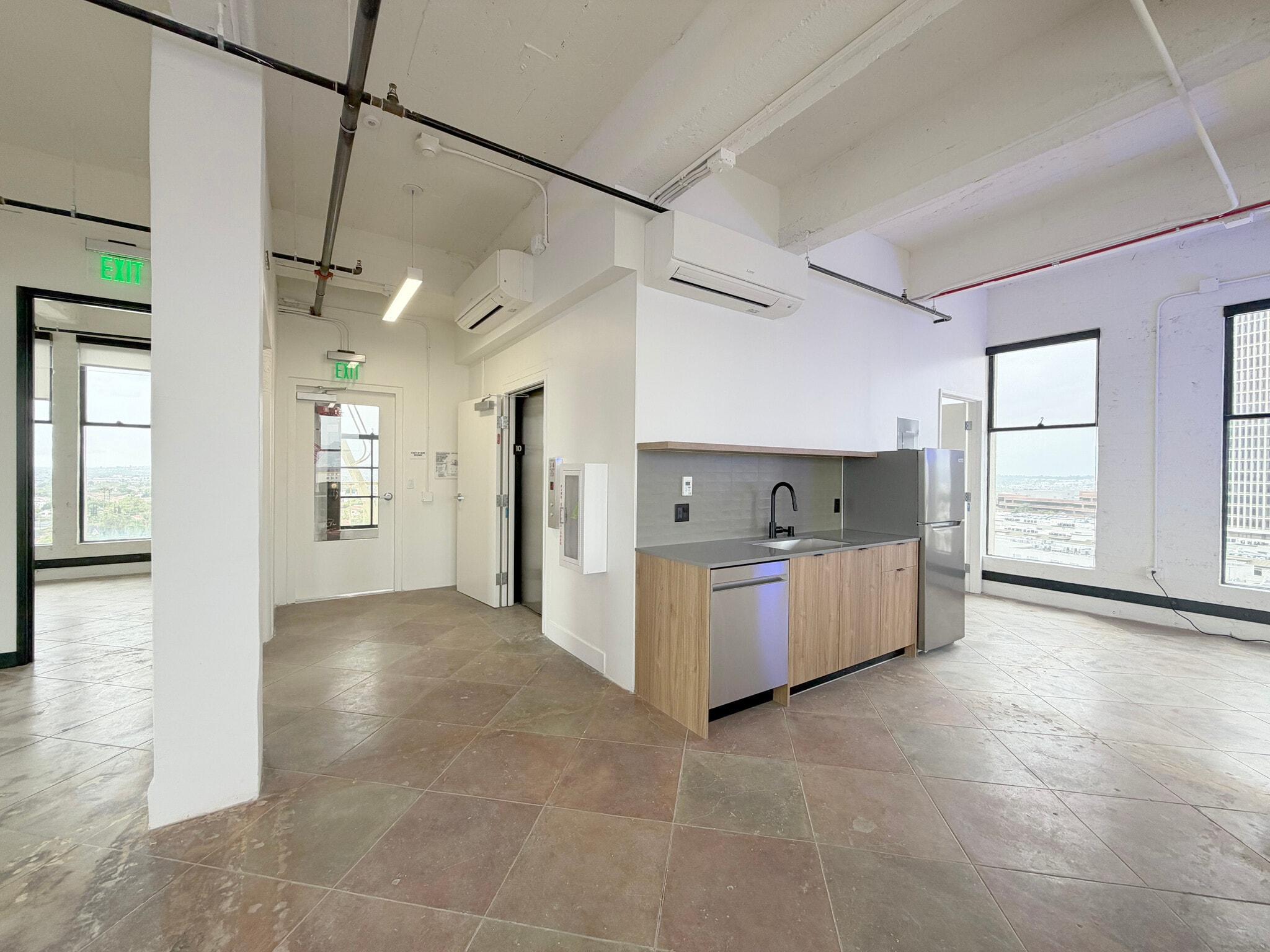 5500-5528 Wilshire Blvd, Los Angeles, CA à louer Photo intérieure– Image 1 sur 21