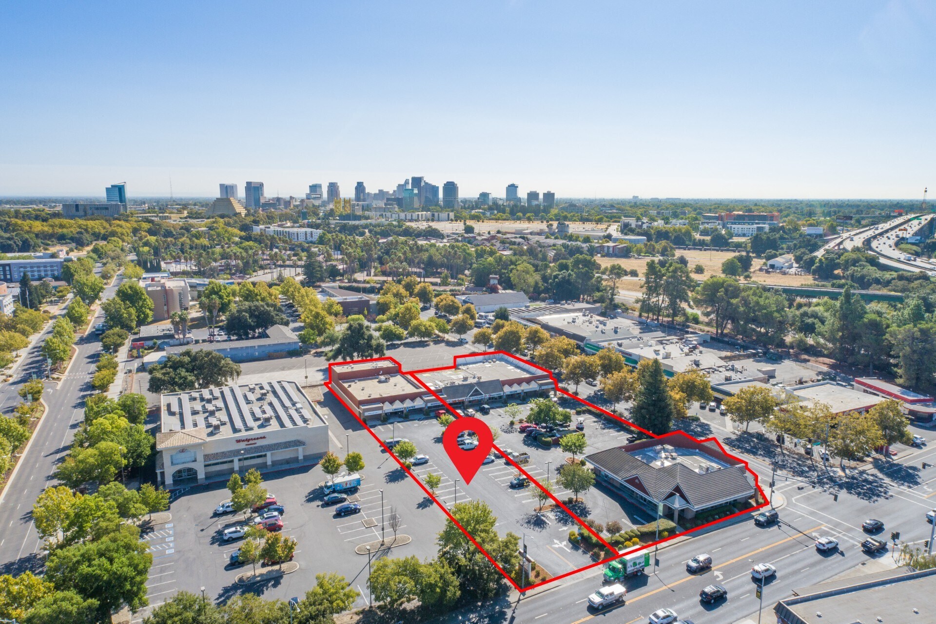 817 Jefferson Blvd, West Sacramento, CA à vendre Photo principale– Image 1 sur 4