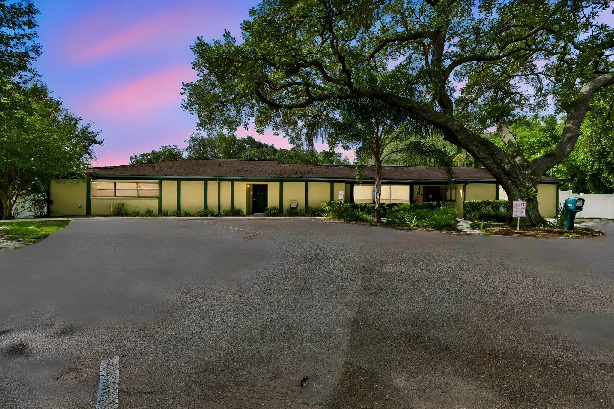 4001 Skipper Rd, Tampa, FL à vendre Photo de l’immeuble– Image 1 sur 72