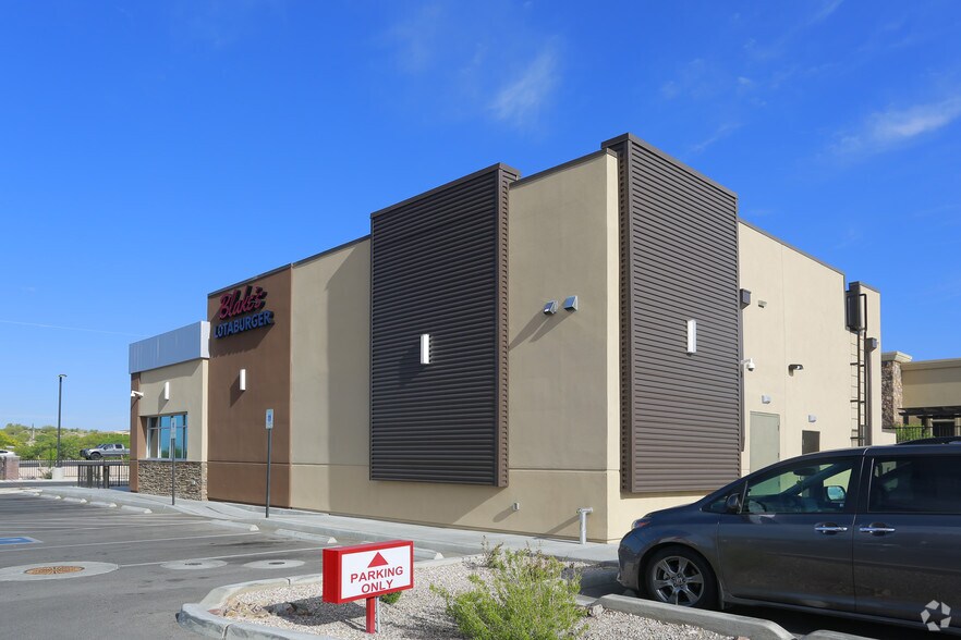 3560 N Craycroft Rd, Tucson, AZ à louer - Photo de l’immeuble – Image 2 sur 3