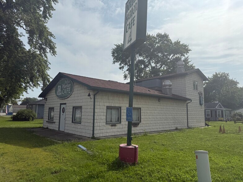13986 LaPlaisance Rd, Monroe, MI à vendre - Photo de l’immeuble – Image 2 sur 4